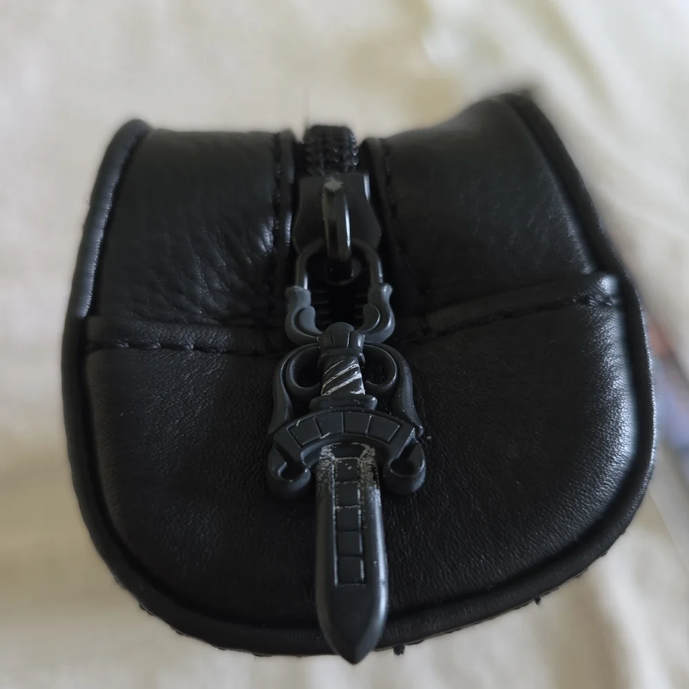 Chrome Hearts Black Leather Eyewear Case w Embossed Cross – Authentic